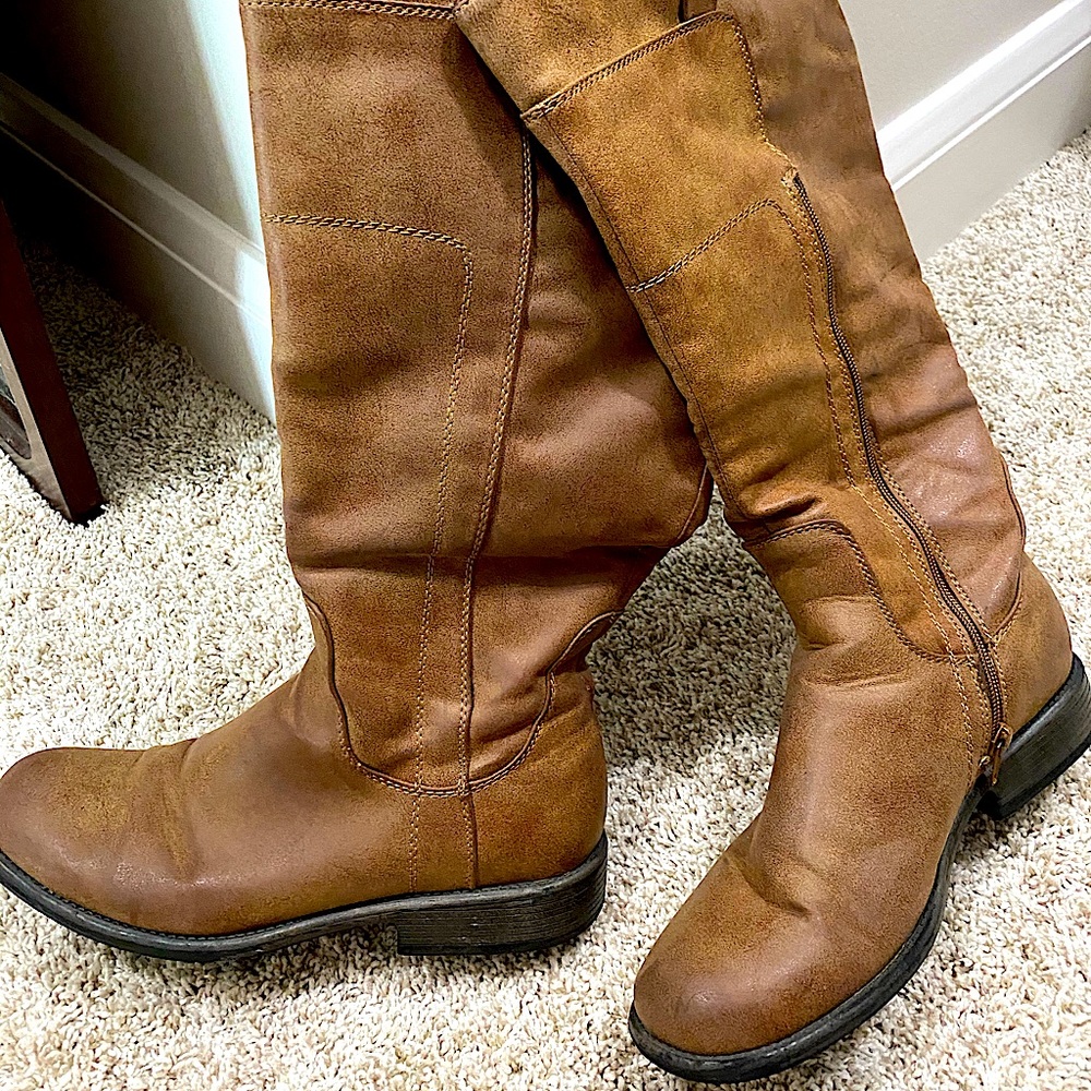 UNR8ED Sixth Sense Wide Calf Boot (8.5)